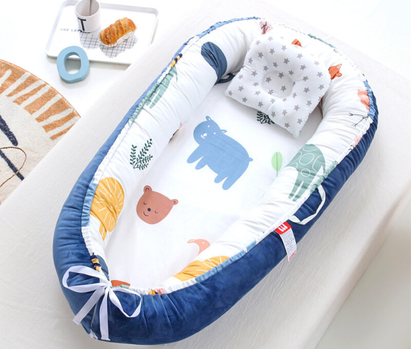 Bionic Fully Detachable Travel Crib