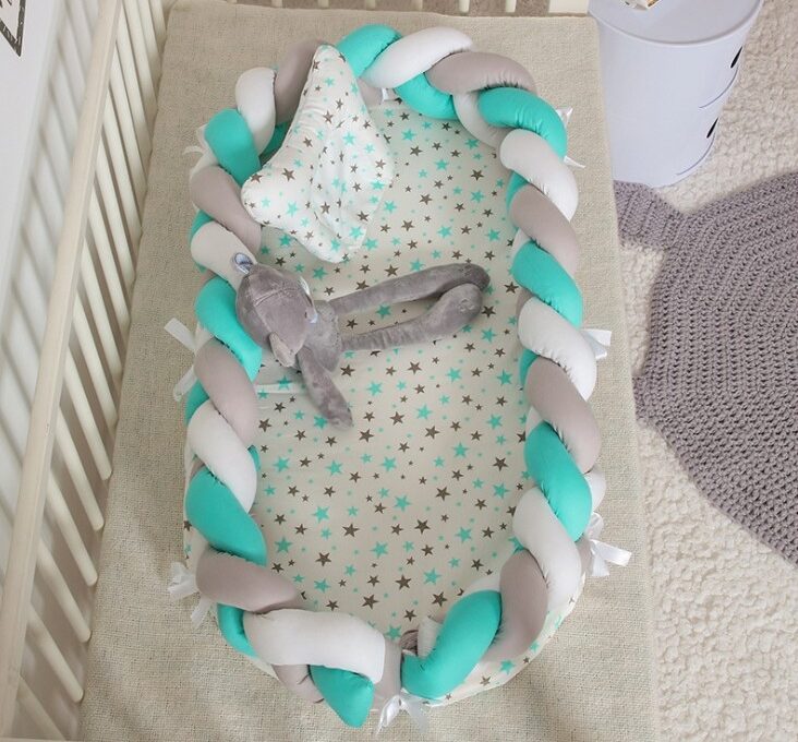 Portable cotton crib