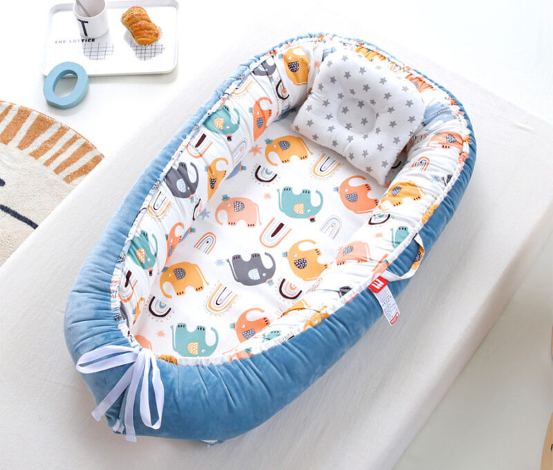 Bionic Fully Detachable Travel Crib